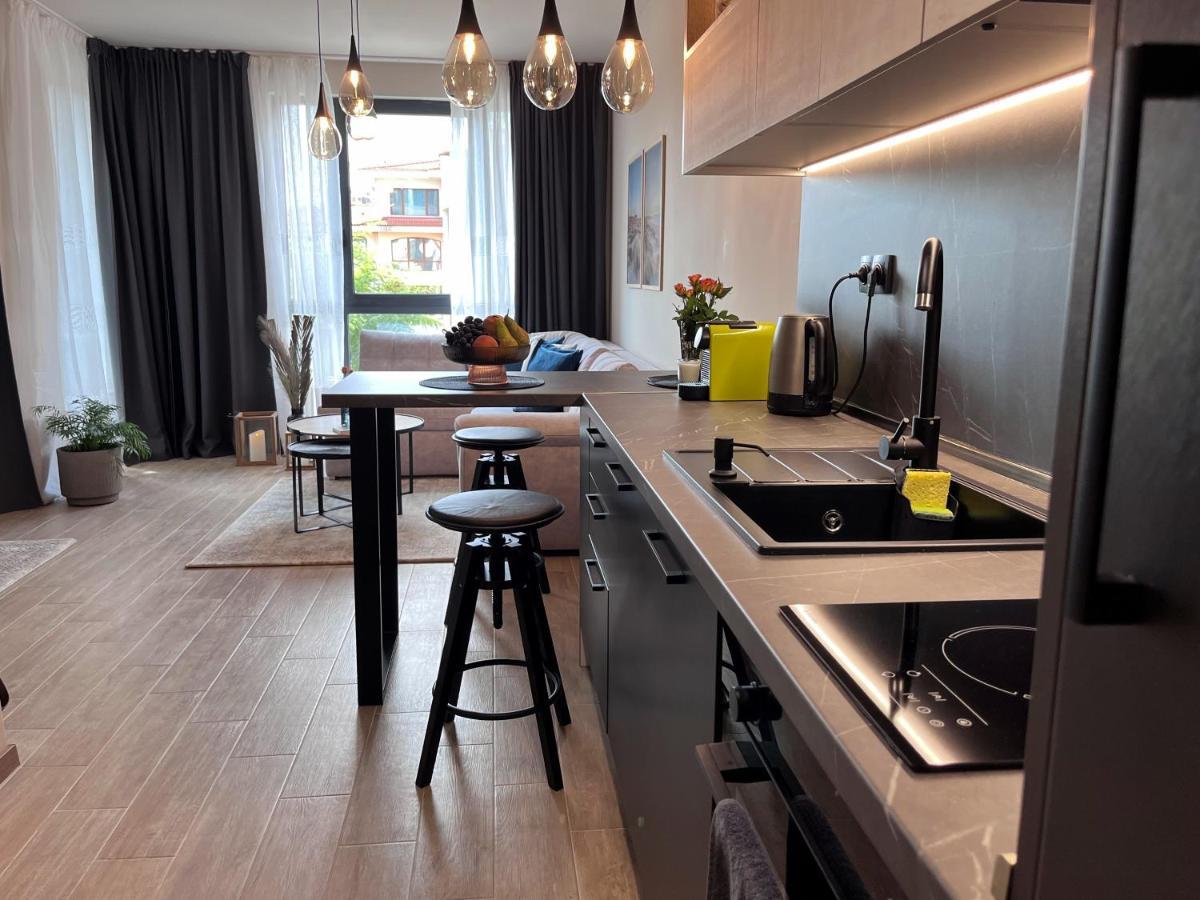 Azur Alegria Studio - Free Parking & Pool Άγιος Κωνσταντίνος και Ελένη Εξωτερικό φωτογραφία